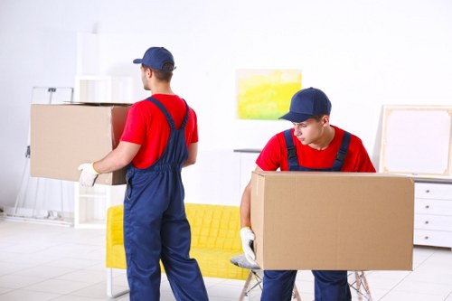Moving van service for Clapham homes and flats